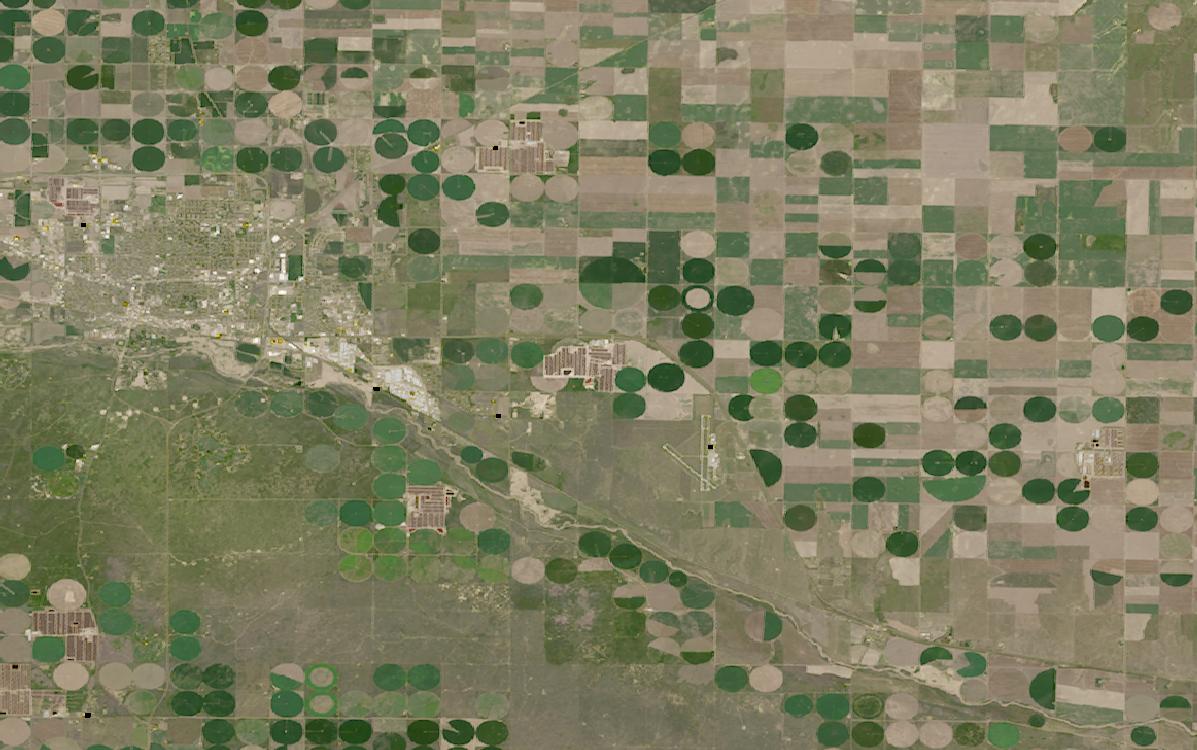 Landsat satellite image of center-pivot irrigation fields near Garden City, Kansas